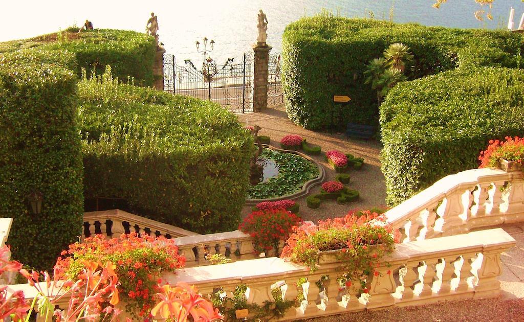 Charming Glicine And Azalea House Art And Colour With Lakeview Cadenabbia Pokoj fotografie